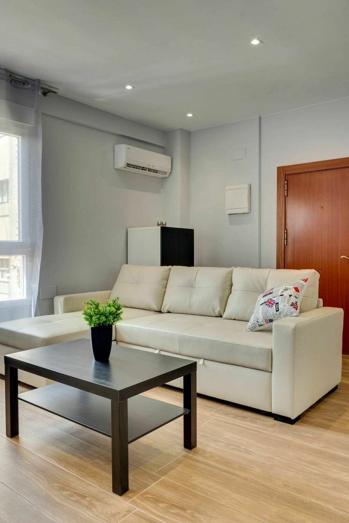 Apartamentos San Lazaro Сарагоса Экстерьер фото